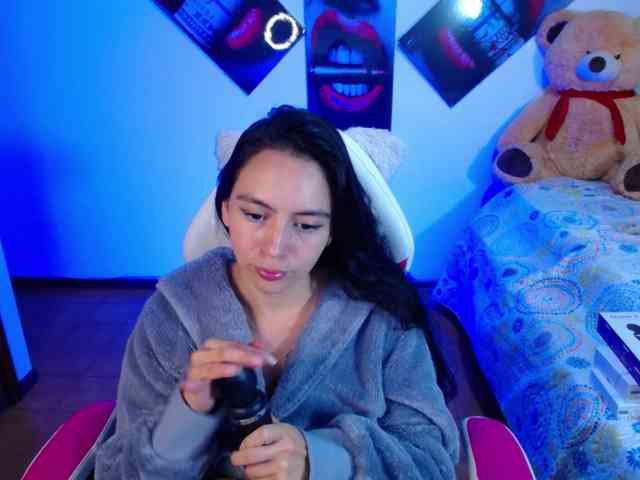 likaalittle webcam