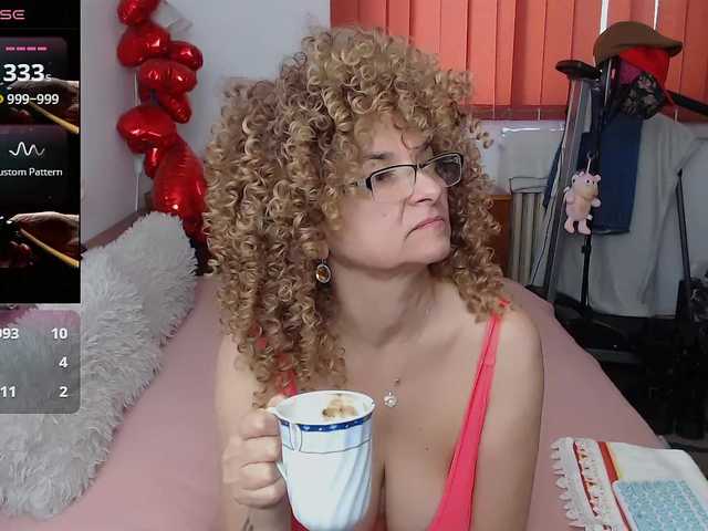 MilfDolores's BongaCams show and profile