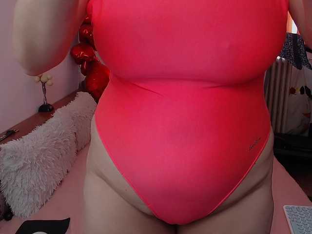 MilfDolores's BongaCams show and profile