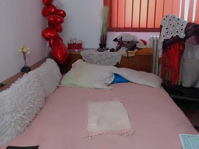 MilfDolores's BongaCams show and profile