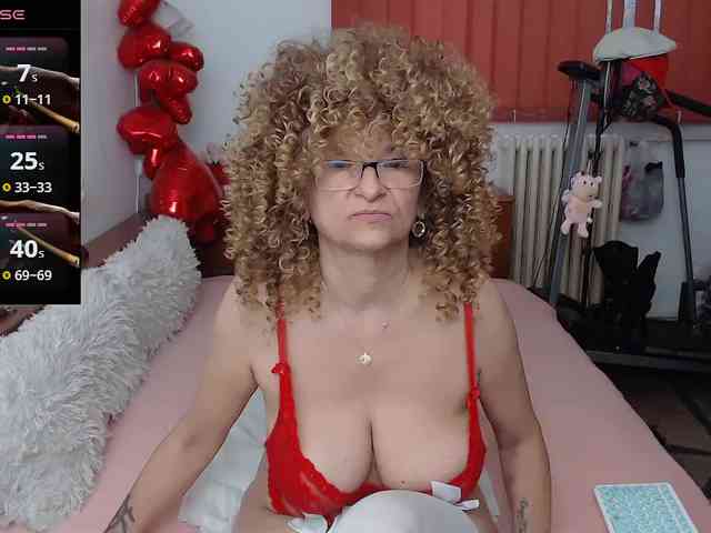 MilfDolores webcam