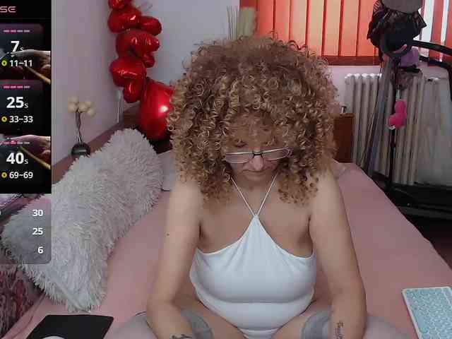 MilfDolores webcam