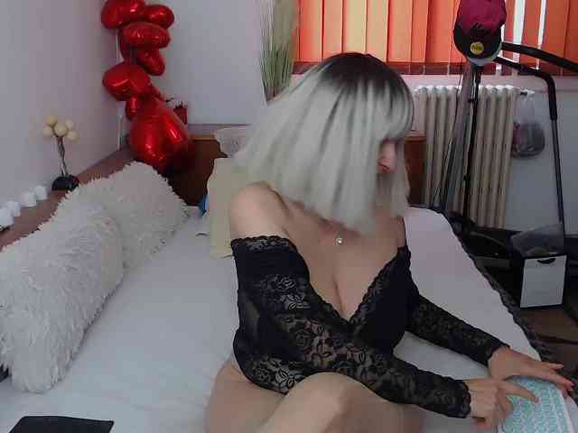 MilfDolores webcam