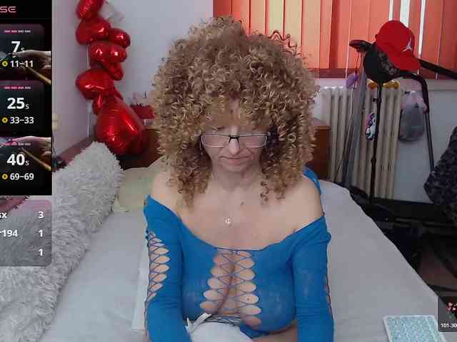 MilfDolores webcam