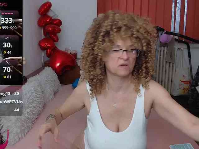 MilfDolores webcam