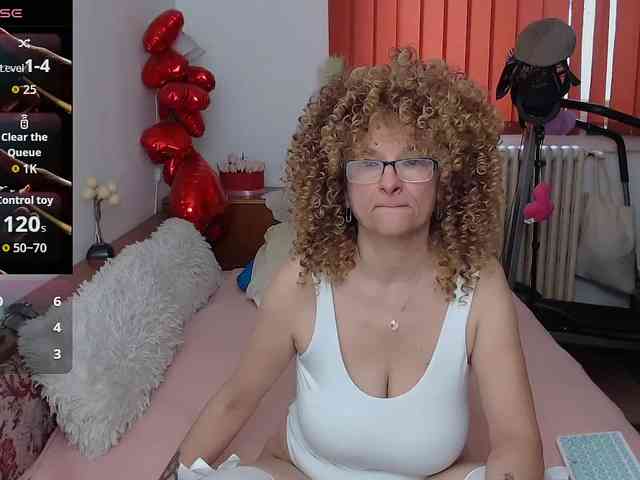 MilfDolores webcam
