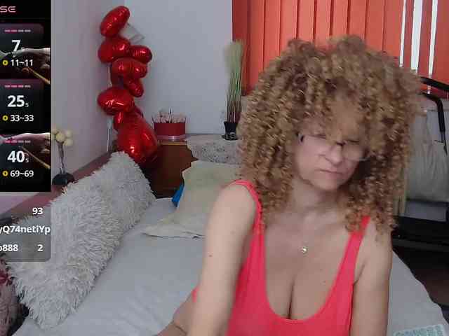 MilfDolores webcam