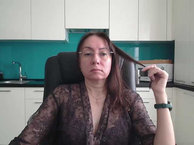 dulcesiomar8's BongaCams show and profile