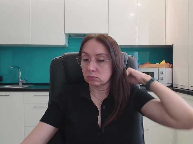 dulcesiomar8's BongaCams show and profile