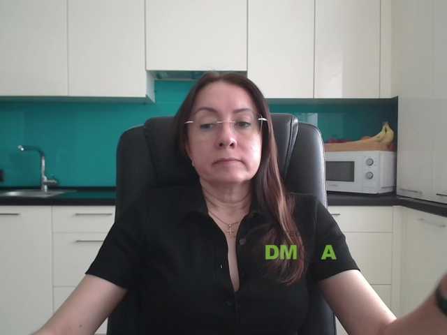 dulcesiomar8's BongaCams show and profile