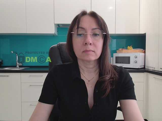 dulcesiomar8's BongaCams show and profile