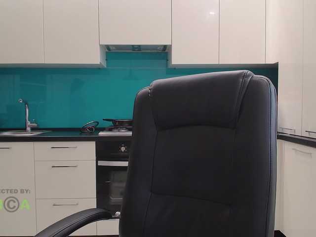 dulcesiomar8's BongaCams show and profile