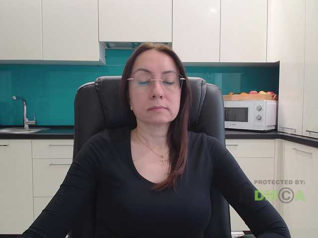 dulcesiomar8's BongaCams show and profile
