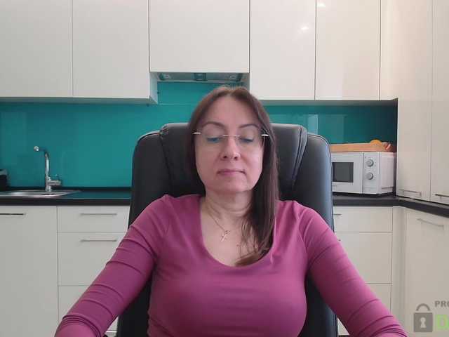 dulcesiomar8's BongaCams show and profile