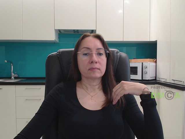 dulcesiomar8's BongaCams show and profile