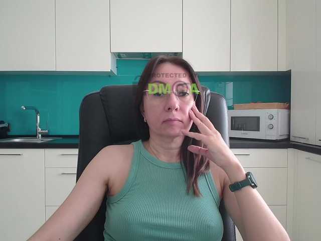 dulcesiomar8's BongaCams show and profile