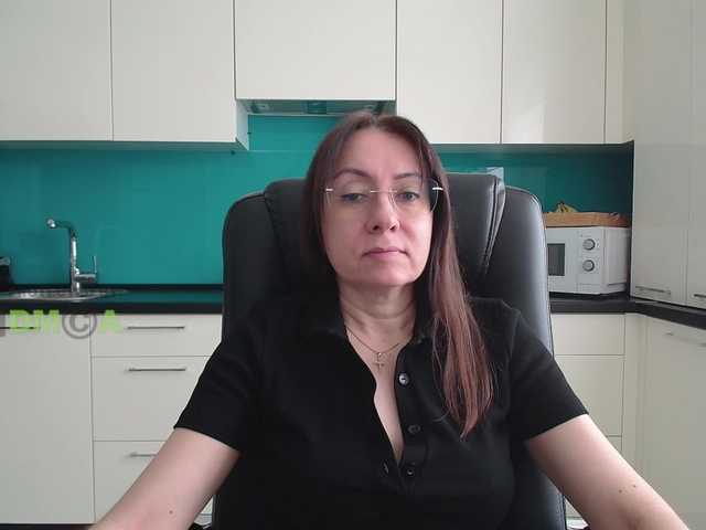 dulcesiomar8's BongaCams show and profile