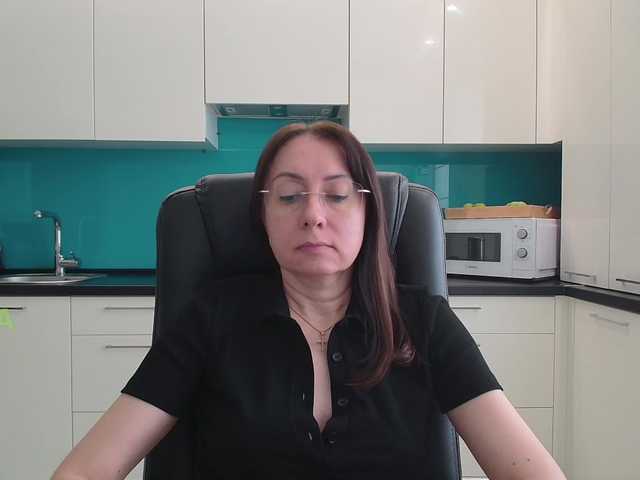 dulcesiomar8's BongaCams show and profile