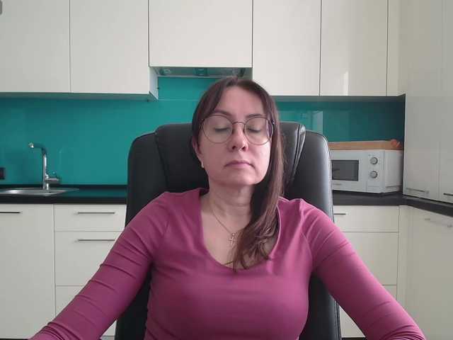 dulcesiomar8's BongaCams show and profile