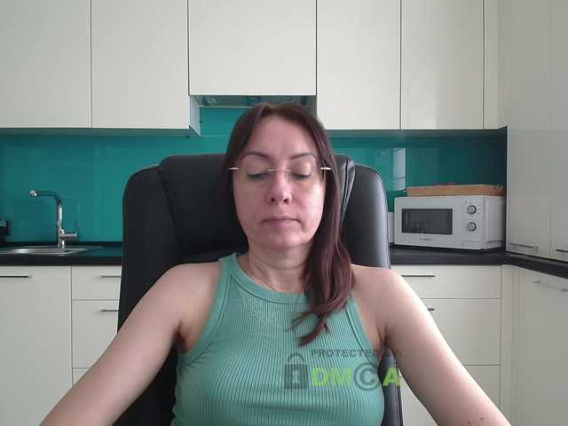 dulcesiomar8's BongaCams show and profile