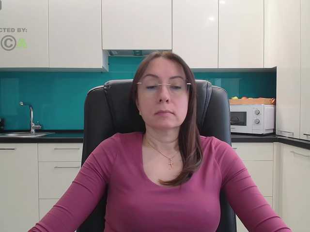 dulcesiomar8's BongaCams show and profile