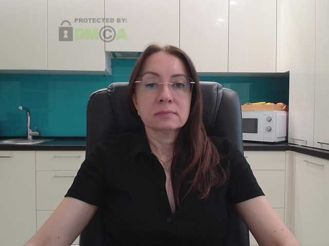 dulcesiomar8's BongaCams show and profile