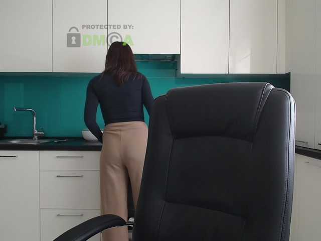 dulcesiomar8's BongaCams show and profile