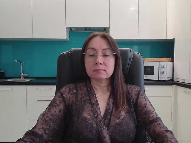 dulcesiomar8's BongaCams show and profile