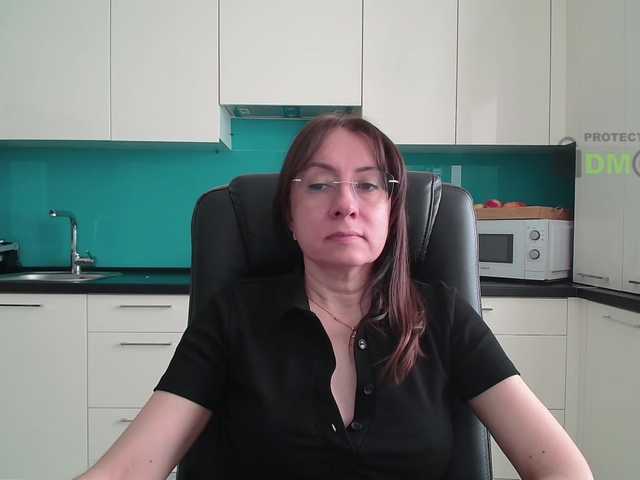 dulcesiomar8's BongaCams show and profile