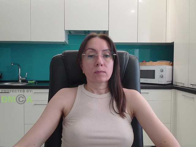 dulcesiomar8's BongaCams show and profile