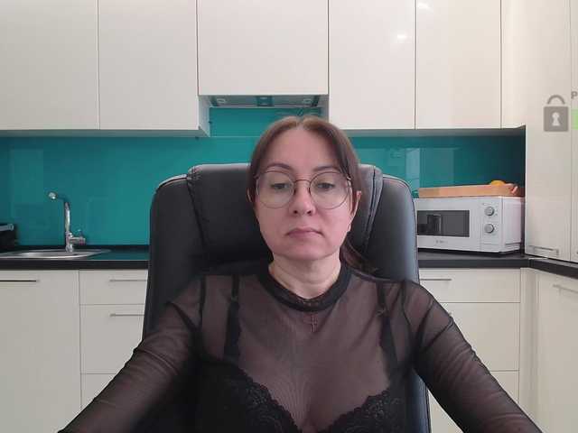 dulcesiomar8's BongaCams show and profile