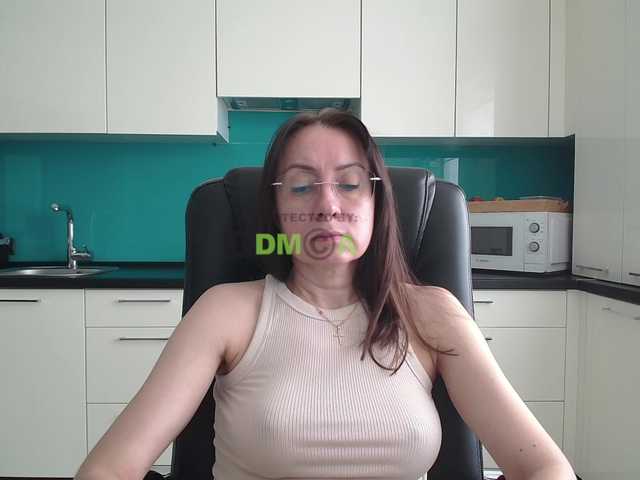 dulcesiomar8's BongaCams show and profile