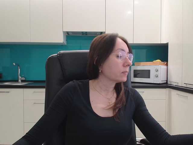 dulcesiomar8's BongaCams show and profile