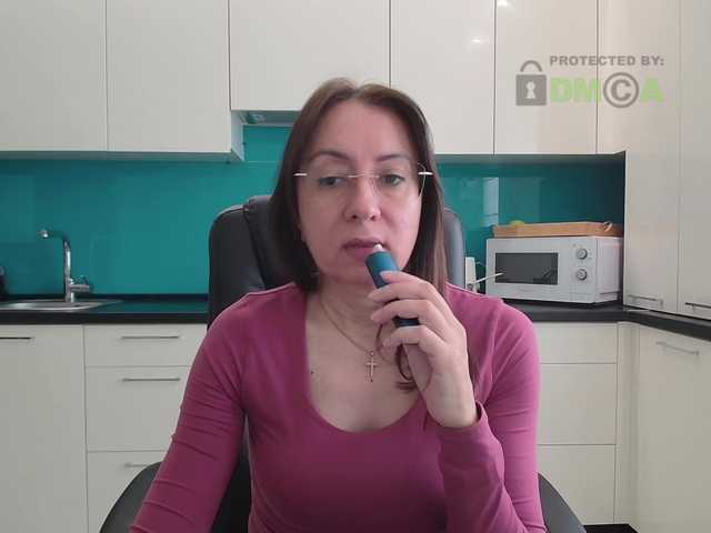 dulcesiomar8's BongaCams show and profile