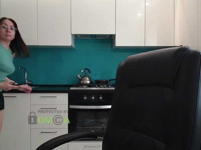 dulcesiomar8's BongaCams show and profile