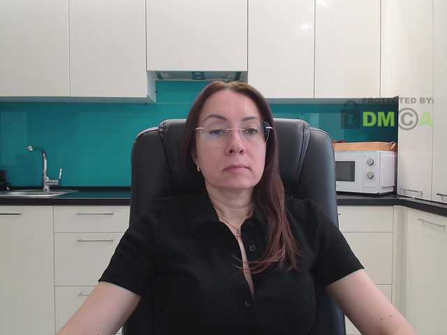 dulcesiomar8's BongaCams show and profile