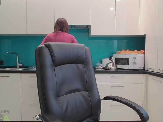 dulcesiomar8's BongaCams show and profile