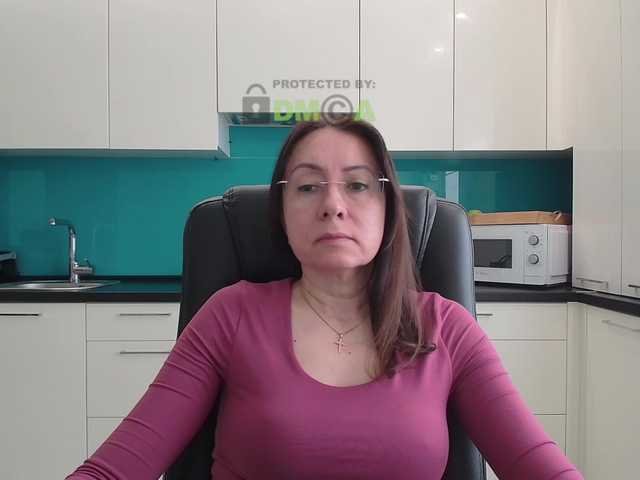 dulcesiomar8's BongaCams show and profile