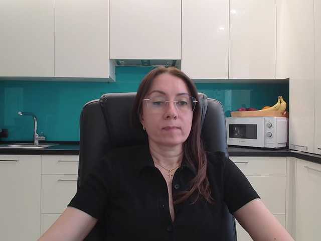 dulcesiomar8's BongaCams show and profile