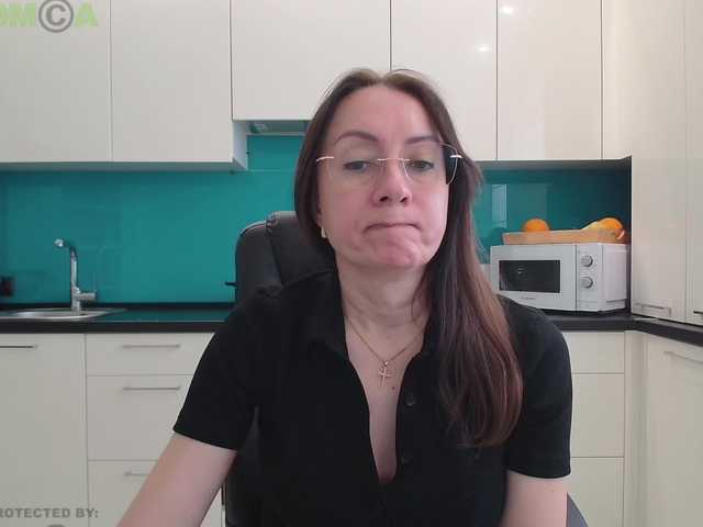 dulcesiomar8's BongaCams show and profile