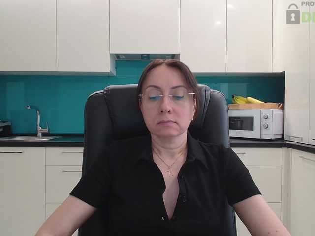 dulcesiomar8's BongaCams show and profile