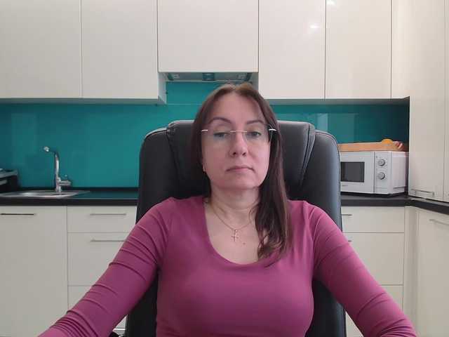 dulcesiomar8's BongaCams show and profile