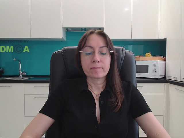 dulcesiomar8's BongaCams show and profile