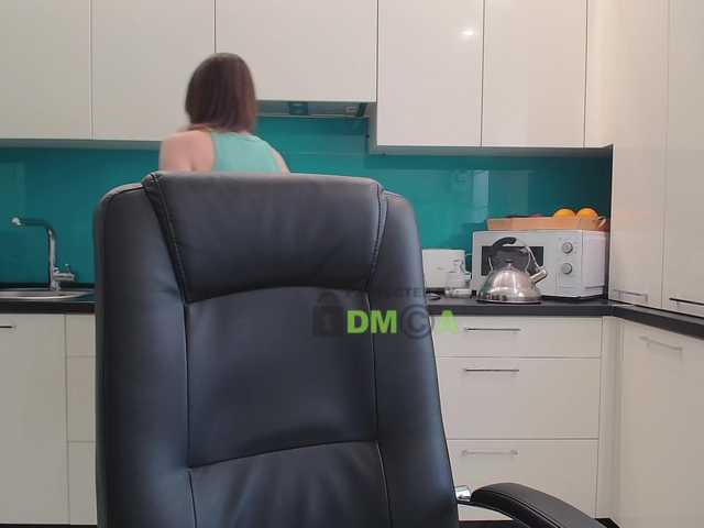 dulcesiomar8's BongaCams show and profile