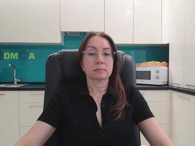 dulcesiomar8's BongaCams show and profile