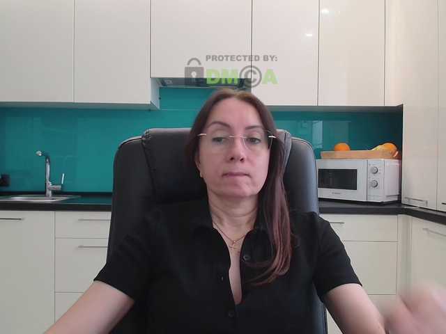 dulcesiomar8's BongaCams show and profile