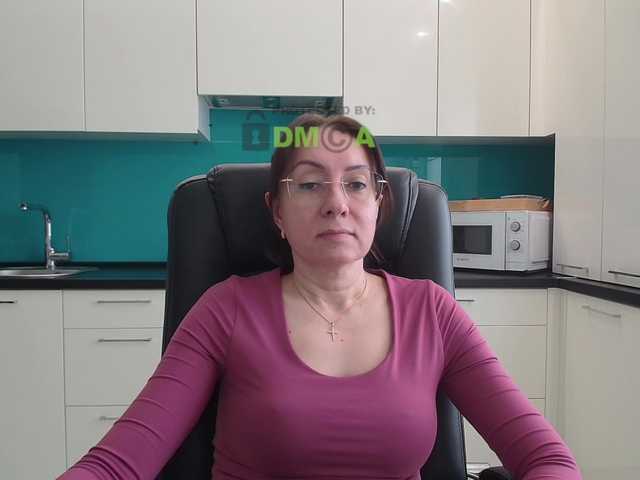 dulcesiomar8's BongaCams show and profile