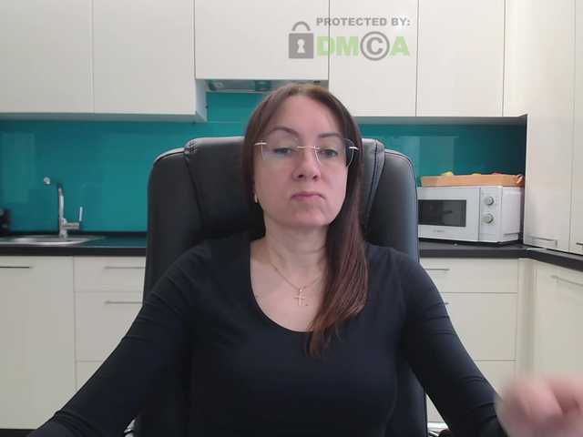 dulcesiomar8's BongaCams show and profile