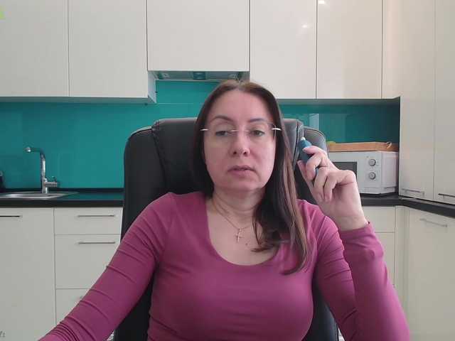 dulcesiomar8's BongaCams show and profile