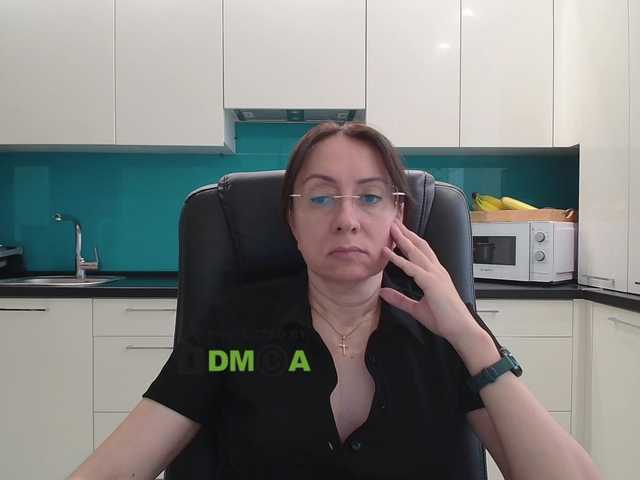 dulcesiomar8's BongaCams show and profile